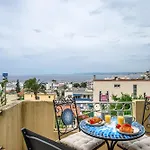 Nissarda, Maison Nicoise Avec Vue Mer, Parking, A 5 Minutes Du Port Дом отдыха *