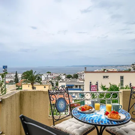 Nissarda, Maison Nicoise Avec Vue Mer, Parking, A 5 Minutes Du Port Vakantiehuis *