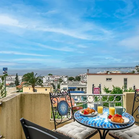 Дом отдыха Nissarda, Maison Nicoise Avec Vue Mer, Parking, A 5 Minutes Du Port *